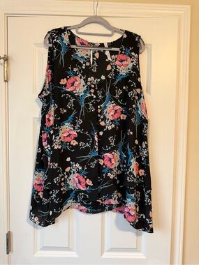NY Collection Floral Sleeveless Blouse